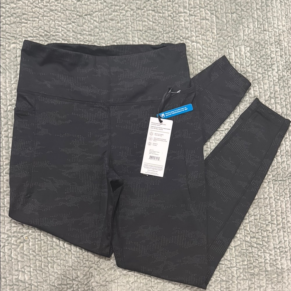 Black Legging.